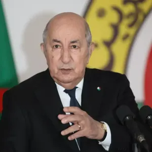 رئيس الجمهورية يتسقبل وزير خارجية عمان