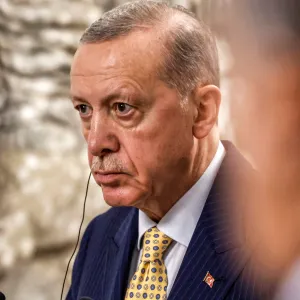 أردوغان يشعل جدلا بين نشطاء على مواقع التواصل بتدوينة عن بغداد وما وصفها به خلال زيارته العراق