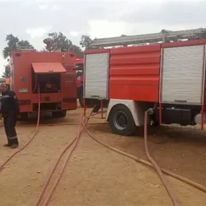 4 سيارات إطفاء تسيطر على حريق بشركة مواد غذائية في إمبابة