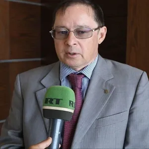 السفير الروسي لـRT: لا قواعد عسكرية روسية في ليبيا ونتعاون مع جيشها الوطني حسب متطلباته (فيديو)