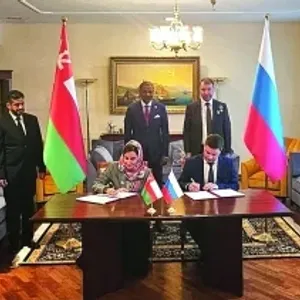 اتفاقية تعاون بين جامعتي السلطان قابوس وبطرسبورغ الروسية