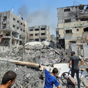 4 قتلى بينهم طفلة في قصف إسرائيلي على شقة سكنية بمدينة غزة