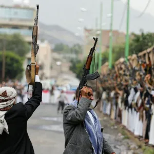 اليمن... "أنصار الله" تعلن بدء استهداف السفن المتجهة لإسرائيل في البحر الأبيض المتوسط