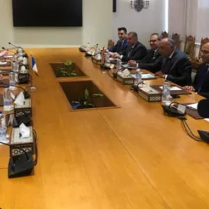 وزير خارجية فرنسا من مصر: العمل مستمر للتوصل إلى هدنة بغزة
