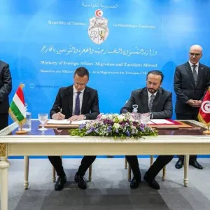 جلسة عمل موسعة بين وزير الخاجية ونظيره المجري تتوج بالتوقيع على اتفاقيات ثنائية في عدة مجالات