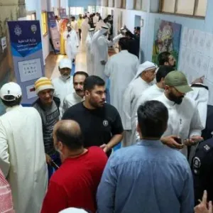 الكويت تشهد أول انتخابات برلمانية في عهد مشعل الأحمد