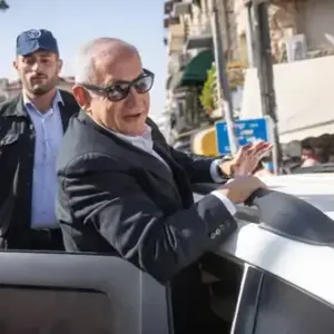 شخص يهاجم موكب نتنياهو في تل أبيب