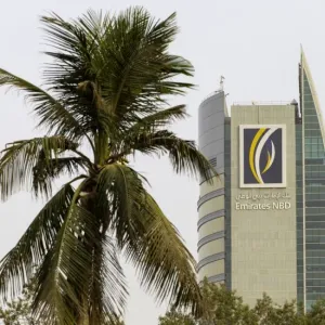 "ألفاريز آند مارسال" تتوقع استمرار نمو البنوك الإماراتية رغم خفض الفائدة المرتقب