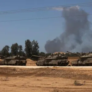 القسام تستهدف دبابة إسرائيلية شرق رفح