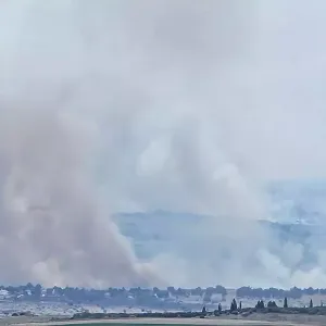 إعلام عبري: اندلاع عشرات الحرائق في الشمال والجولان جراء قصف حزب الله