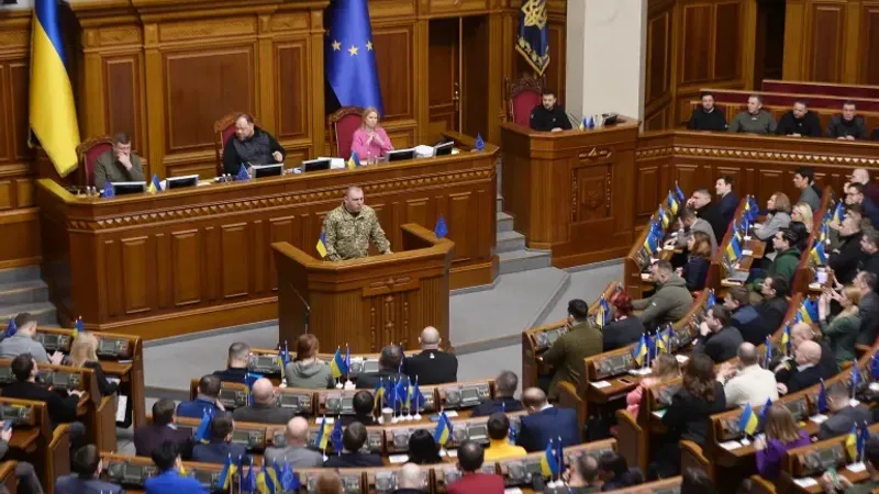 يفرض ضريبة على "غير المنجبين".. برلماني أوكراني يسحب مشروع قانون أثار اعتراضات