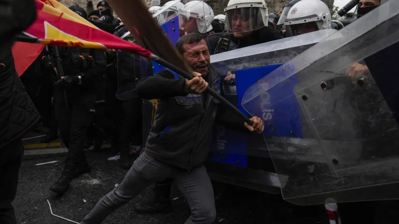مصادمات واشتباكات واعتقالات في إسطنبول في يوم العمال