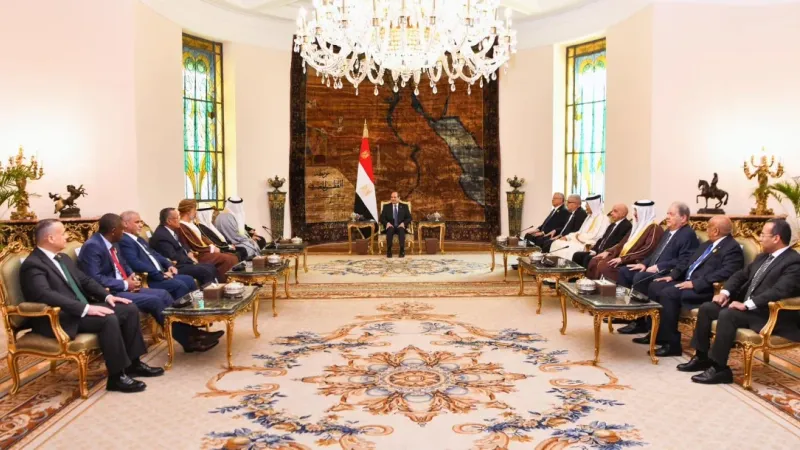الرئيس المصري يستقبل رئيس مجلس الشورى ورؤساء المجالس والبرلمانات العربية