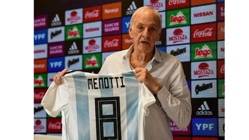 وفاة مدرب الأرجنتين السابق مينوتي بطل مونديال 1978