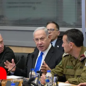 مجلس الحرب الإسرائيلي يجتمع مجدداً لبحث الرد على الهجوم الإيراني.. وأميركا تحذر - أخبار الشرق