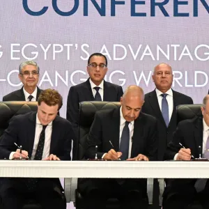 تفاصيل اتفاقيتين لإنتاج الهيدروجين والأمونيا الخضراء في مصر باستثمارات 31 مليار يورو