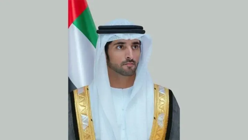 حمدان بن محمد يوجّه بصرف رواتب موظفي حكومة دبي 23 إبريل الجاري
