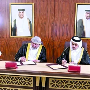 قطر وعُمان توقعان اتفاقية تعاون ثقافي