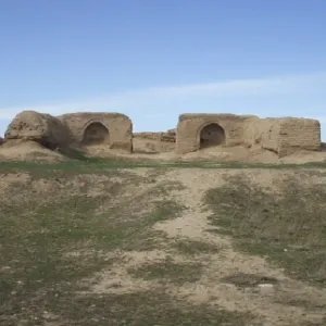 طاجيكستان.. العثور على أطلال قصر قديم وتحف تعود إلى القرنين السادس والثامن