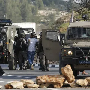 إصابات واعتقالات في صفوف الفلسطينيين في مناطق متفرقة بالضفة الغربية