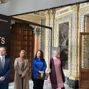 متاحف قطر تفتتح معرض "أطيافنا أطيافكم" في إيطاليا