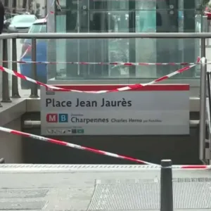 شاهد: إصابة ما لا يقل عن ثلاثة أشخاص إثر هجوم بسكين في مدينة ليون الفرنسية