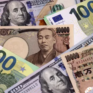 بنك QNB: استقرار الين الياباني ضرورة لمنع اندلاع أزمة في سوق العملات