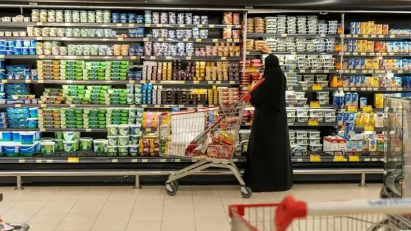 إنفاق تاريخي للمستهلكين في السعودية خلال مارس عند 126.2 مليار ريال بدعم مشتريات "المشروبات والأطعمة" و"التجارة الإلكترونية"