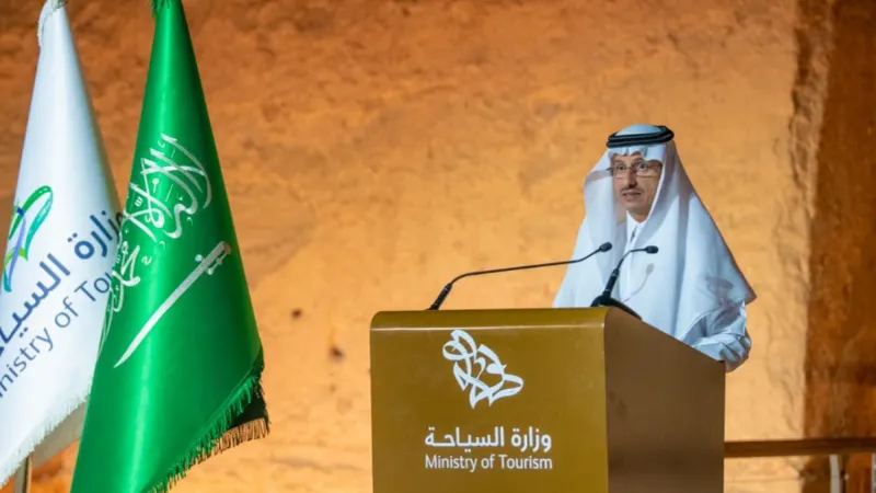 الخطيب: السعودية تتطلع لتحقيق 80 مليار دولار من السياحة هذا العام