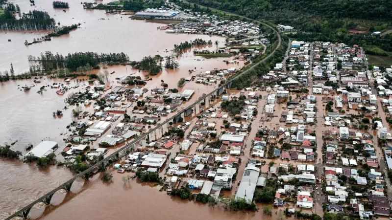 العواصف تودي بحياة 10 أشخاص في البرازيل