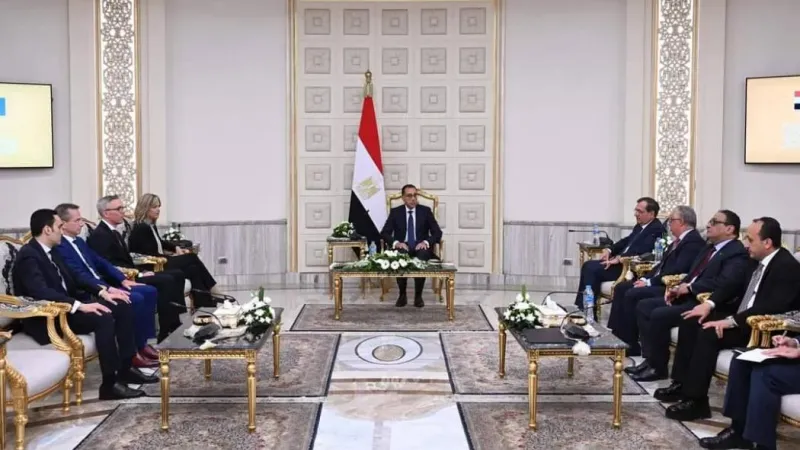 مصر توقع أول عقد ملزم لشراء الأمونيا الخضراء لمدة 20 سنة