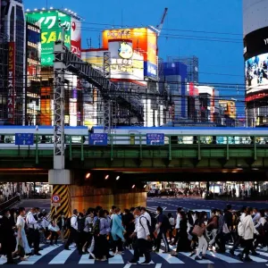 اقتصاد اليابان ينكمش 2% في الربع الأول ويعيق خطط الفائدة