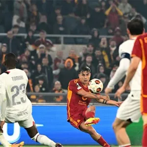 فيديو | روما يفوز على ميلان ويتأهل إلى نصف نهائي الدوري الأوروبي