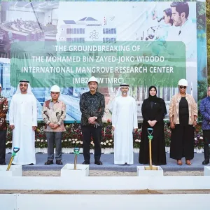 وضع حجر أساس مركز «محمد بن زايد- جوكو ويدودو لأبحاث القرم» في إندونيسيا