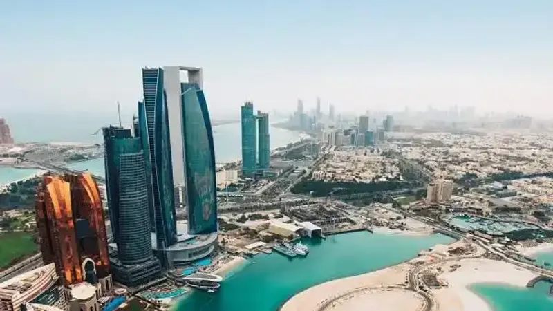 «أكسفورد إيكونوميكس»: 4.4% نمو اقتصاد الإمارات 2024
