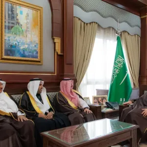 الأمير سلمان بن سلطان يلتقي أعضاء مجلس إدارة غرفة المدينة المنورة