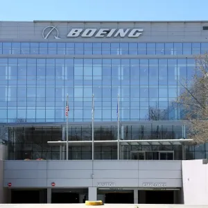 المشكلات تتكاثف في "سماء Boeing"