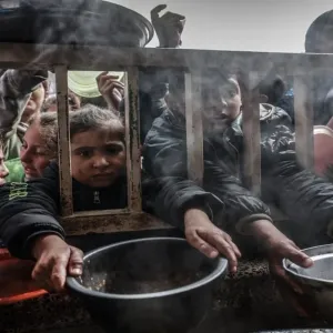 سيناتور أمريكي بشأن تجويع أطفال غزة: سيحكم التاريخ على ما نفعله الآن!