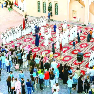 العرضة القطرية تتجمل في العيد بـ كتارا