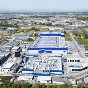 إيطاليا تحصل على دعم أوروبي لبناء مصنع شرائح إلكترونية ضخم