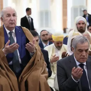 رئيس الجمهورية يصل إلى جامع الجزائر
