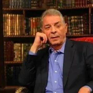 محمود حميدة يقرأ شعر صلاح عبد الصبور فى صالون حجازى الأحد