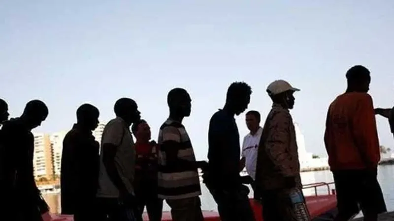 عاجل/ وزير داخلية إيطاليا يوضّح بخصوص إقامة نقطة لاستقبال المهاجرين في تونس