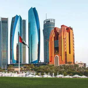 الإمارات أسرع الاقتصادات العربية نمواً في 2025