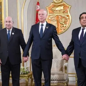 اختتام أشغال الاجتماع التشاوري الأول بين رؤساء تونس والجزائر و ليبيا