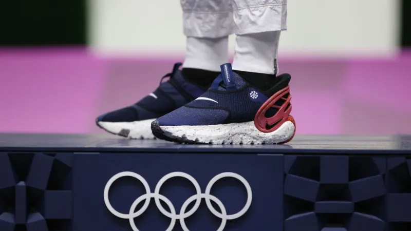 شركات الأحذية الرياضية تراهن على الألعاب الأولمبية لزيادة مبيعاتها