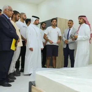 أمين عام المؤسسة الملكية يزور فريق ناصر البناء في موقع مشروعهم الثامن