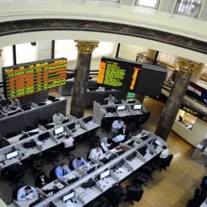ضغوط بيعية مؤسساتية تهبط ببورصة مصر 4.86% بخسائر سوقية 77 مليار جنيه