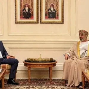 بوغالي يتحادث مع رئيس مجلس الشورى العماني