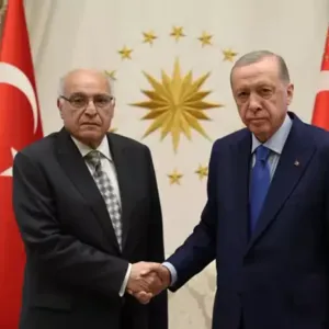 عطاف يُسلم رسالة من الرئيس تبون إلى أردوغان